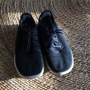 Allbirds womens size 11 Black and White Sneakers